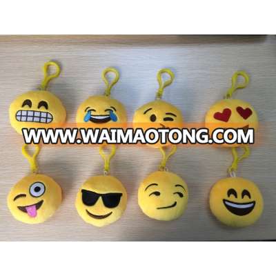 2016 new design emoji plush keychain with hang loop or plastic hook