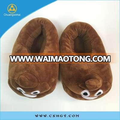 Top quality hot sale cheap stuffed plush emoji slipper