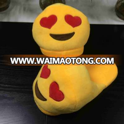 2016 comfortable custom soft indoor slipper Plush emoji slipper